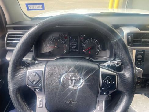 Certified 2024 Toyota 4Runner SR5 Premium w/ Moonroof Package AWD/4WD image 15