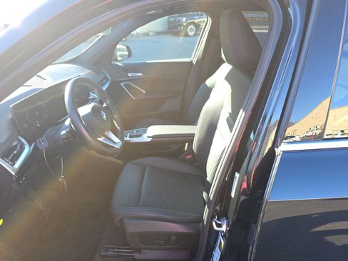 Used 2025 BMW X1 xDrive28i image 13