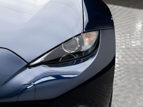 Used 2021 MAZDA MX-5 Miata RF Grand Touring w/ Weather Package image 46