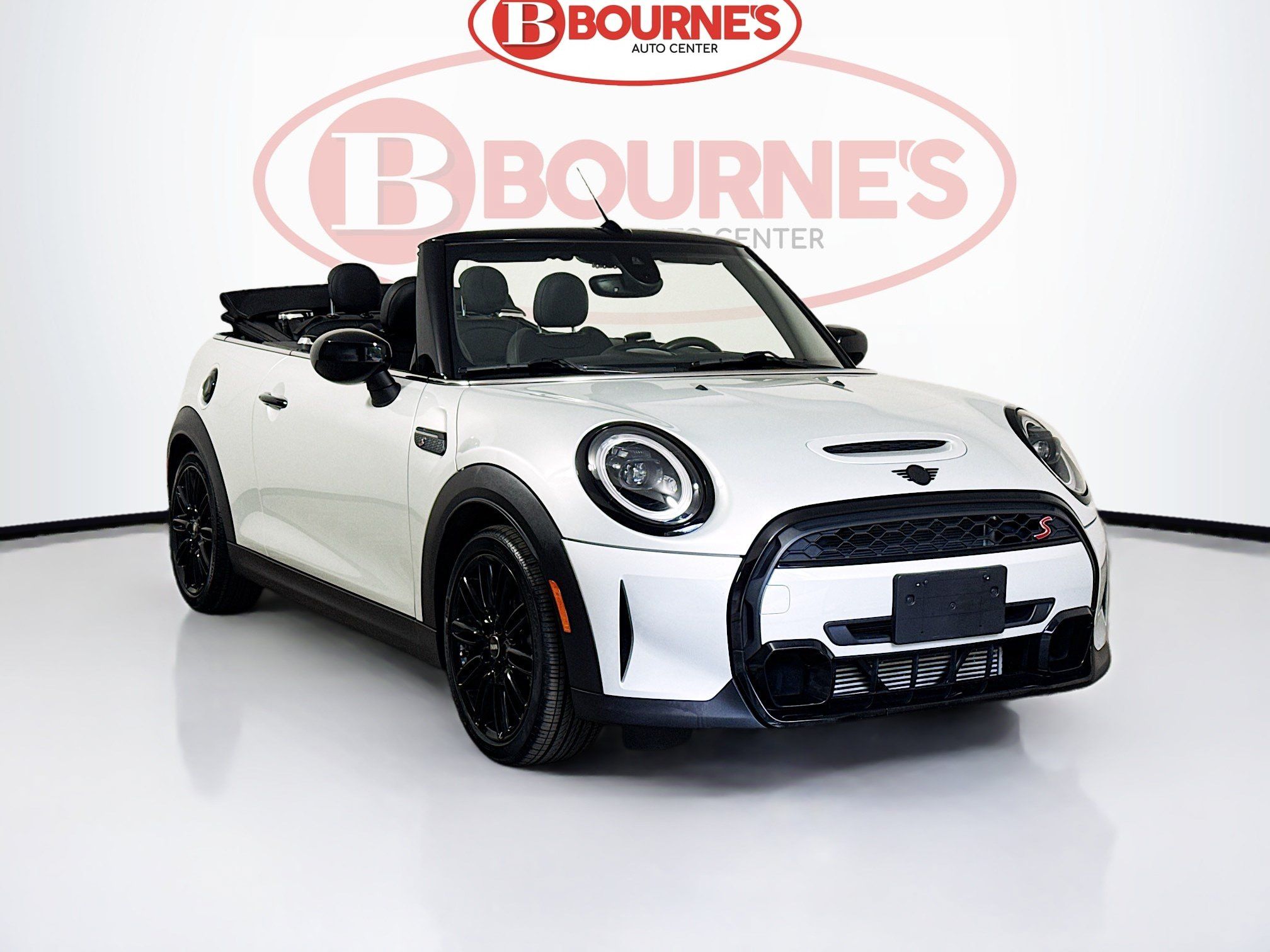 Used 2023 MINI Cooper S FWD image 1