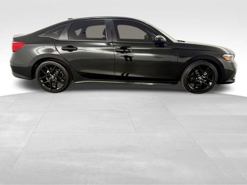 Used 2024 Honda Civic Sport image 9