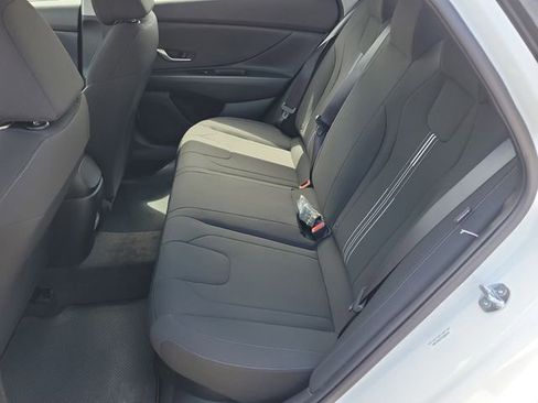 New 2026 Hyundai Elantra Hybrid FWD image 24