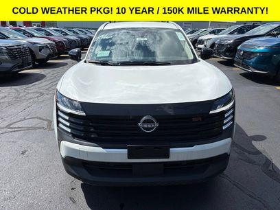 New 2026 Nissan Kicks SR w/ Cold Weather Package