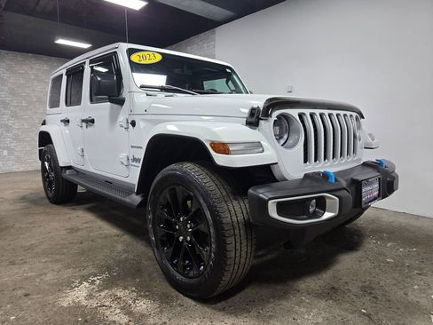Used 2023 Jeep Wrangler Unlimited Sahara w/ Cold Weather Group image 4