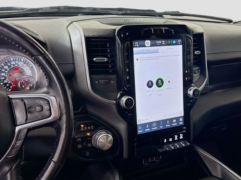 Used 2023 RAM 1500 Laramie AWD/4WD image 18