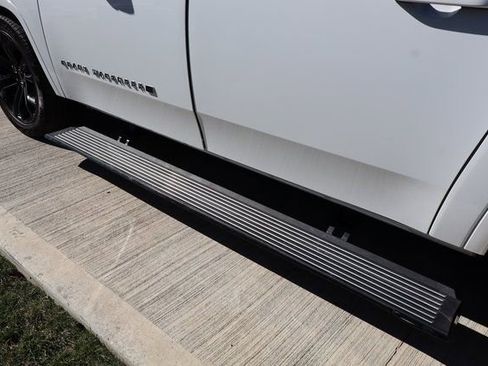 Used 2024 Jeep Grand Wagoneer L Series II w/ Quick Order Packagew 28T image 36