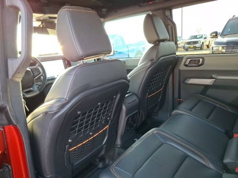 Used 2022 Ford Bronco Badlands image 26