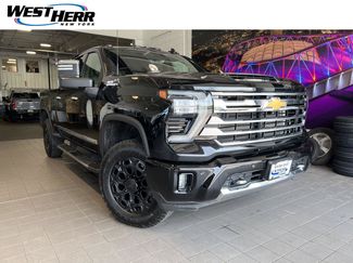 Used 2024 Chevrolet Silverado 2500 High Country w/ Technology Package AWD/4WD video 1