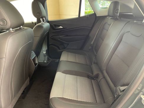 Used 2025 Chevrolet Trax LT w/ LT Convenience Package image 21