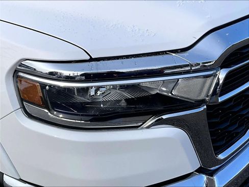 Used 2025 RAM 1500 Big Horn image 32