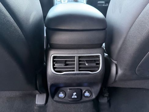 Used 2023 Hyundai Santa Fe Limited AWD/4WD image 19