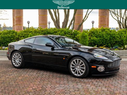 Used 2002 Aston Martin Vanquish RWD image 1