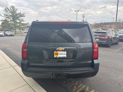 Used 2020 Chevrolet Suburban LT image 5