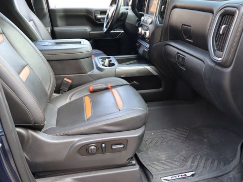 Used 2021 GMC Sierra 2500 AT4 w/ AT4 Premium Plus Package AWD/4WD image 17