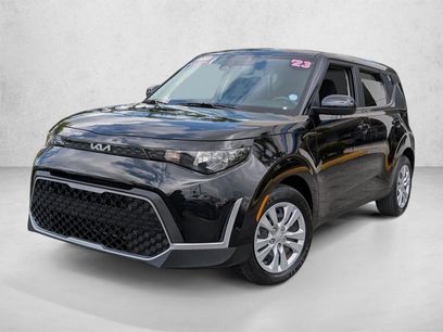 Used 2023 Kia Soul LX