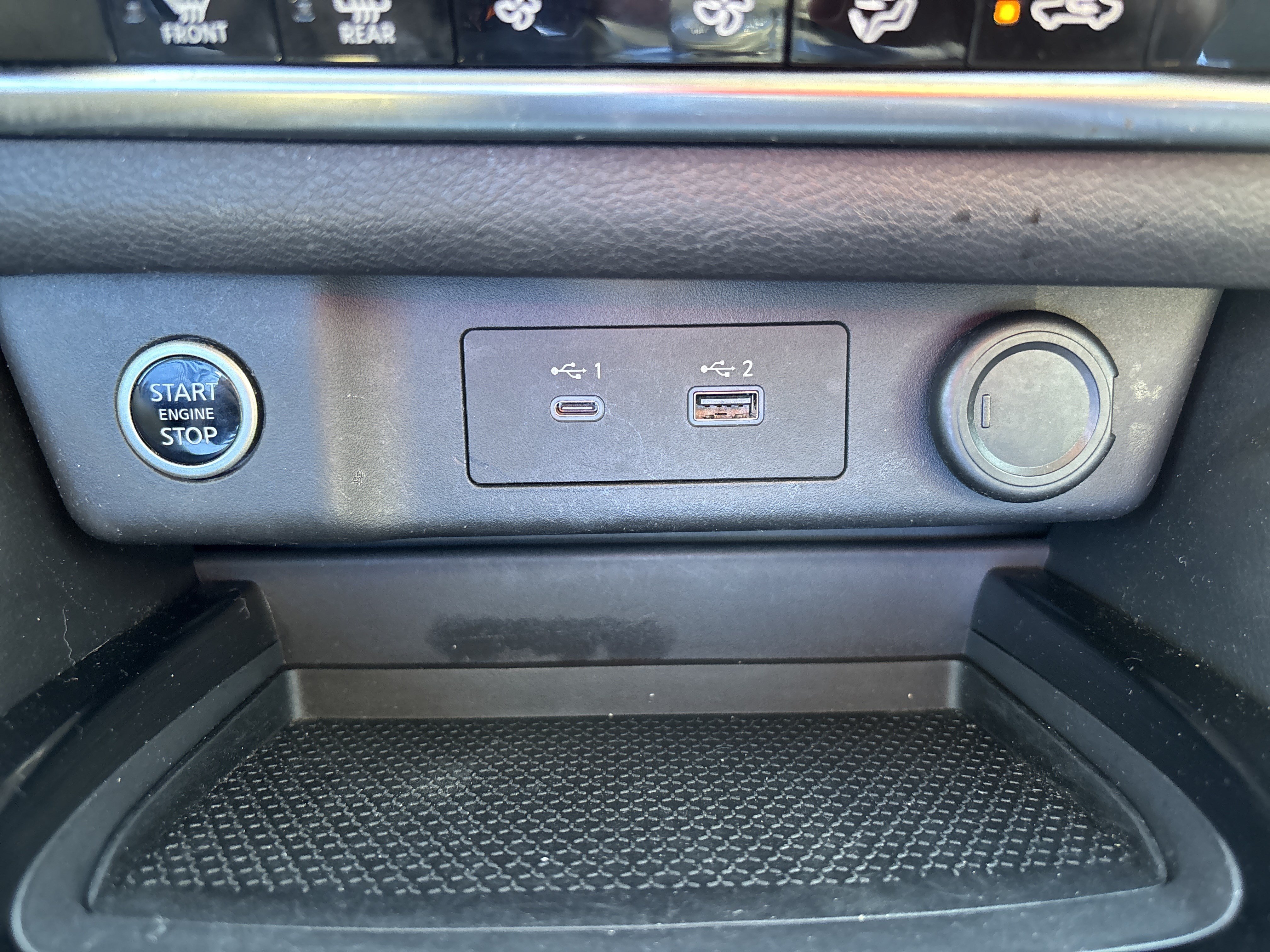 Used 2022 Nissan Rogue SV AWD/4WD image 15