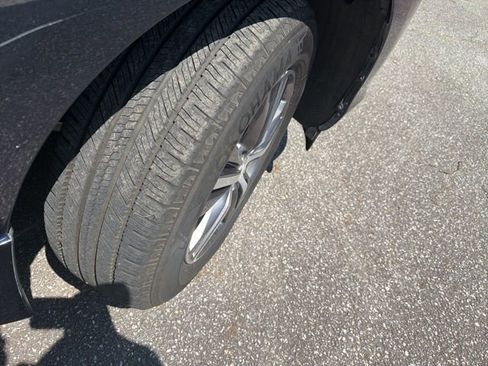 Used 2017 INFINITI QX60 AWD w/ Premium Plus Package image 2