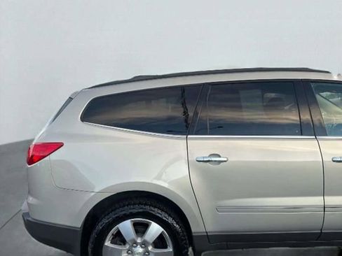 Used 2012 Chevrolet Traverse LTZ image 8