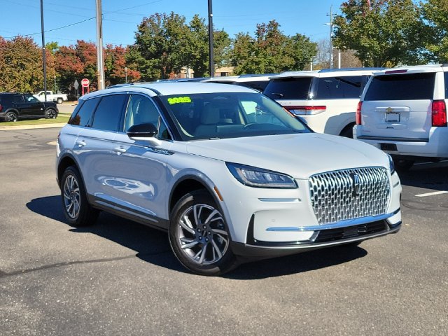 Used 2025 Lincoln Corsair AWD w/ Equipment Group 101A image 31