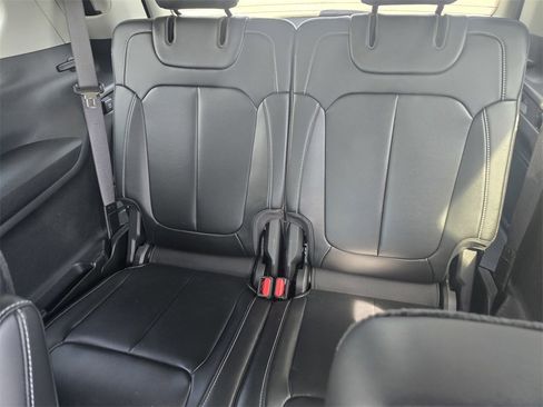 Used 2021 Jeep Grand Cherokee L Limited image 11