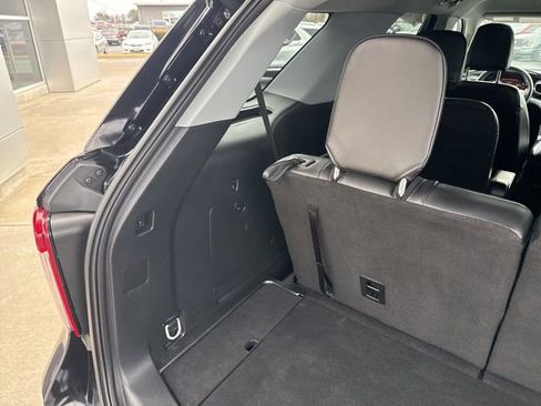 Used 2023 Ford Explorer XLT w/ Equipment Group 202A image 38