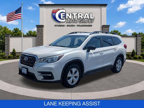 Used 2019 Subaru Ascent 8-Passenger AWD/4WD image 3