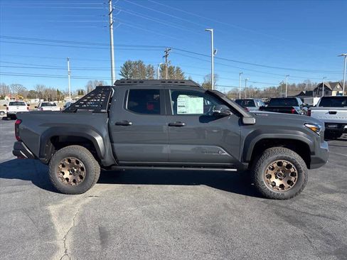 New 2026 Toyota Tacoma 4x4 Double Cab Hybrid image 2