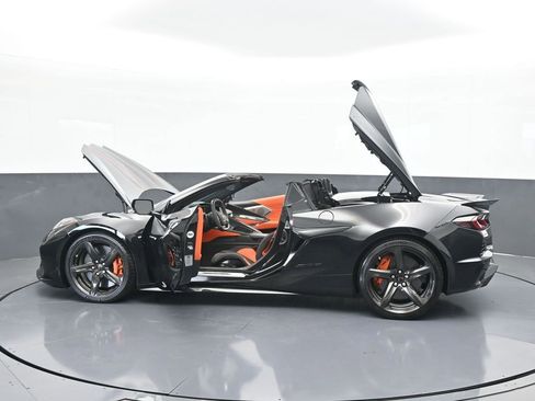 Used 2025 Chevrolet Corvette Z06 image 74