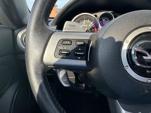 Used 2011 MAZDA MX-5 Miata Grand Touring w/ Premium Pkg image 11