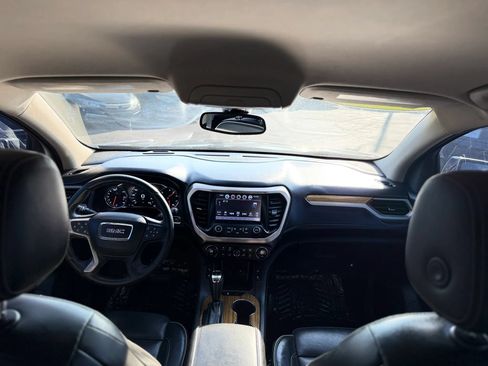 Used 2017 GMC Acadia Denali FWD image 33