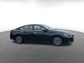 Used 2025 Nissan Altima 2.5 SV video 2