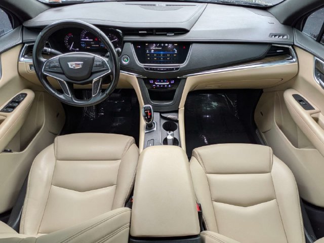 Used 2019 Cadillac XT5 FWD image 15