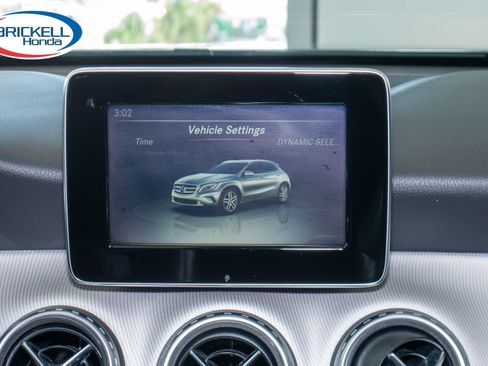 Used 2017 Mercedes-Benz GLA 250 image 24