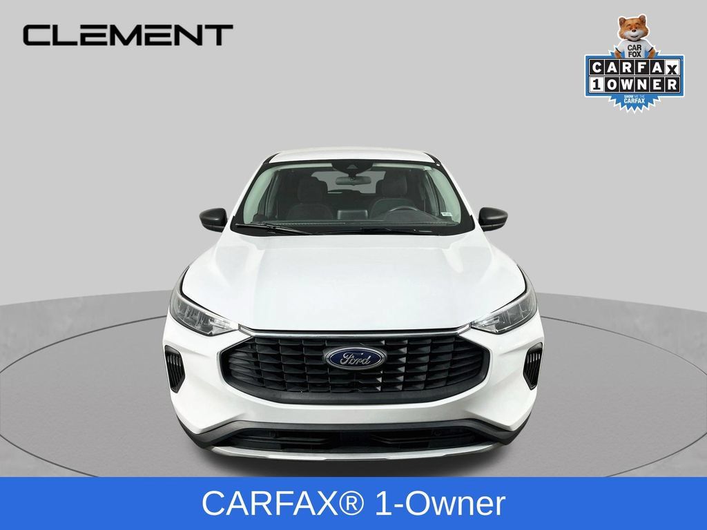 Used 2025 Ford Escape Active FWD image 2
