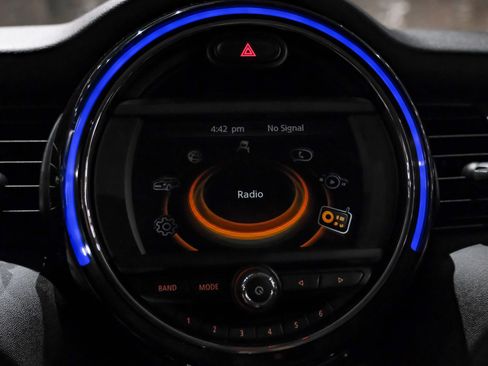 Used 2017 MINI Cooper 2-Door Hardtop FWD image 26