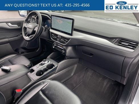 Used 2024 Ford Escape Platinum AWD/4WD image 31