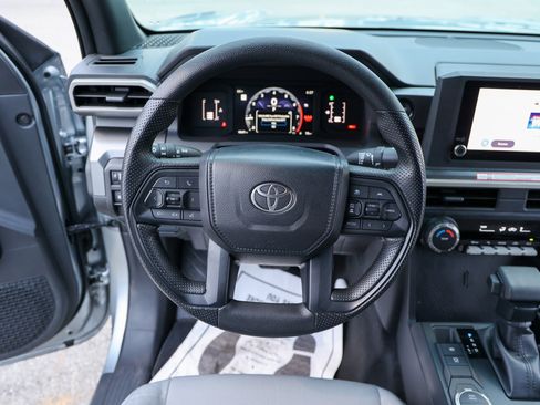 Certified 2025 Toyota Tacoma SR5 image 36