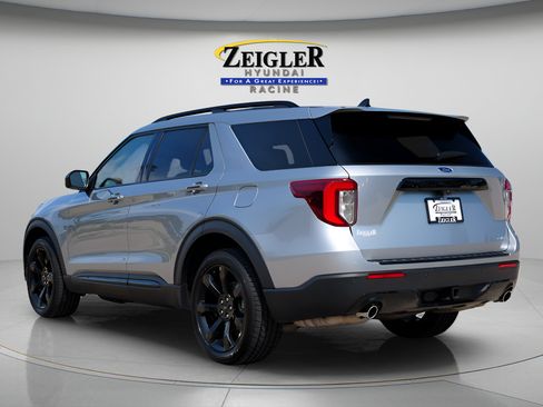 Used 2024 Ford Explorer ST-Line w/ Class IV Trailer Tow Package AWD/4WD image 5