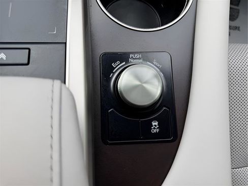 Used 2022 Lexus RX 350 FWD w/ Premium Package image 34