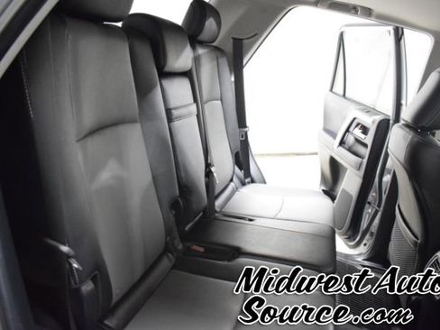 Used 2023 Toyota 4Runner SR5 Premium image 31