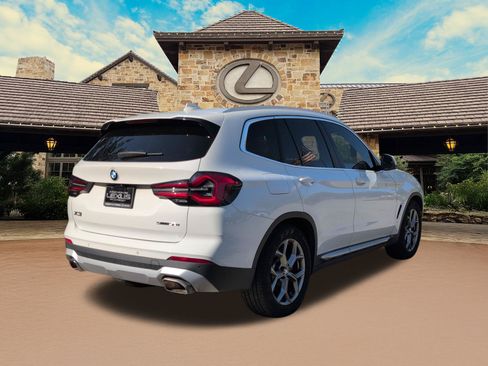 Used 2022 BMW X3 sDrive30i w/ Premium Package 2 (ZPA) RWD image 2