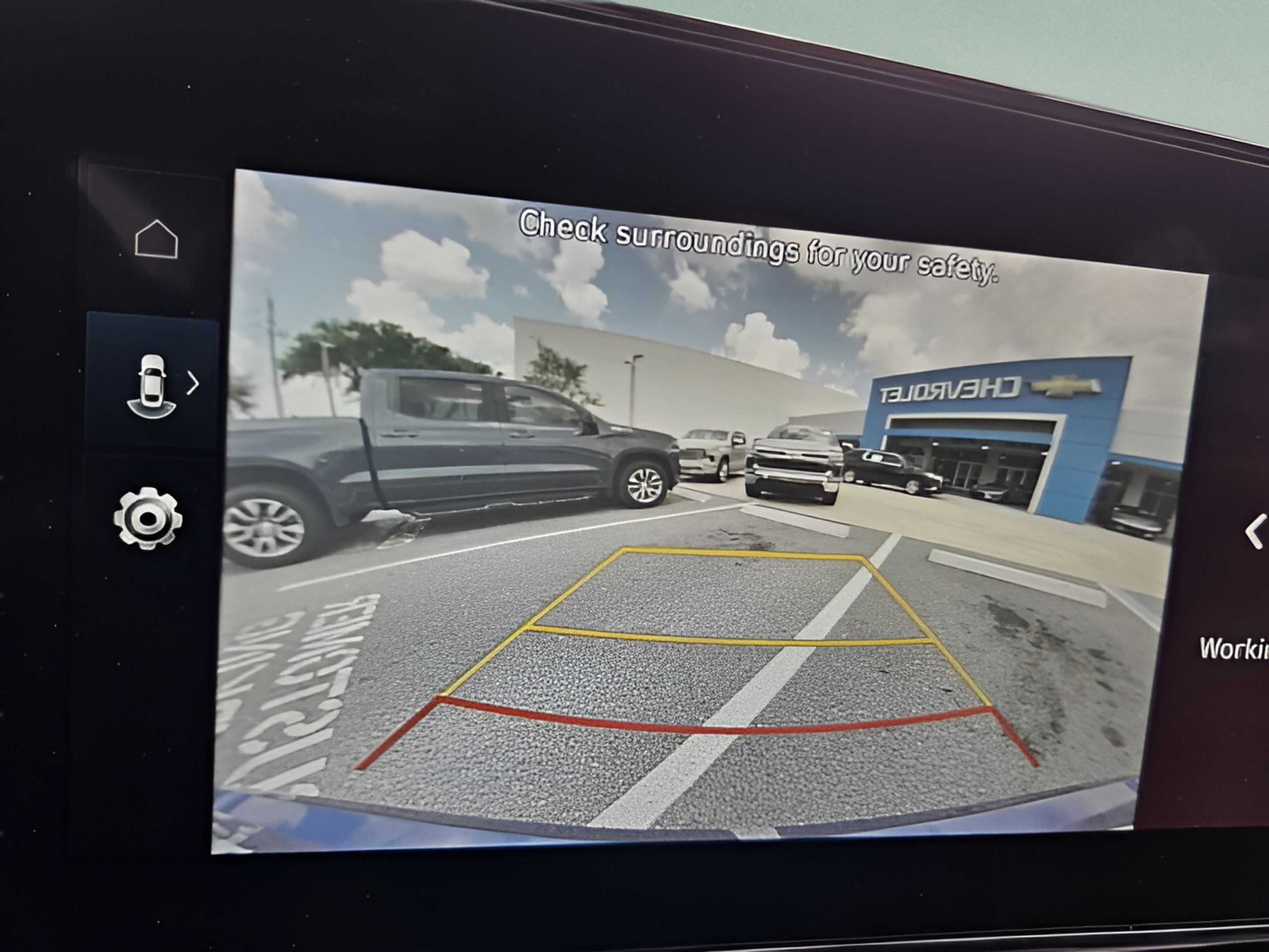 Used 2025 Hyundai Elantra SEL FWD image 20