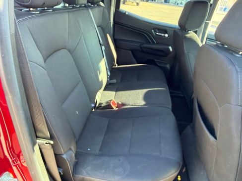 Used 2023 Chevrolet Colorado LT w/ LT Convenience Package RWD image 12