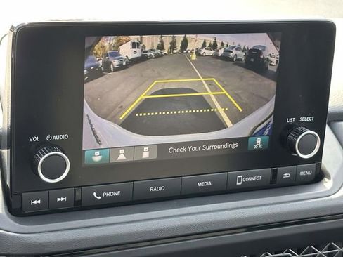 Certified 2025 Honda Accord SE image 17