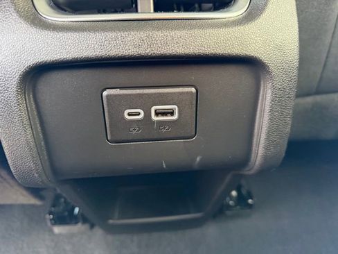 Used 2023 Chevrolet Blazer LT image 13