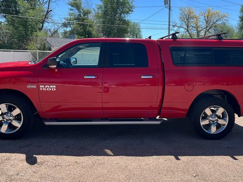 Used 2017 RAM 1500 Big Horn AWD/4WD image 4
