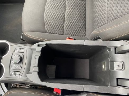 Used 2021 GMC Terrain SLE w/ Driver Convenience Package FWD image 24
