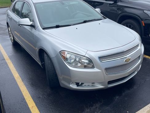 Used 2011 Chevrolet Malibu LTZ image 4