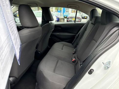 Used 2023 Toyota Corolla LE image 14