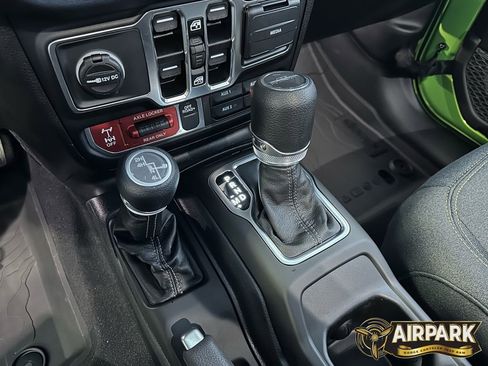 New 2025 Jeep Gladiator Sport AWD/4WD image 23